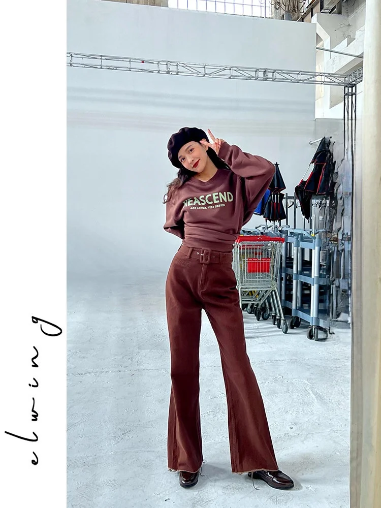 Elwing Original Vintage Flared Denim Jeans Women Loose Straight Wide Leg Pants High Waist Belted Slim Long Trousers
Elwing Original Vintage Flared Denim Jeans Women Loose Straight Wide Leg Pants High Waist Belted Slim Long Trousers