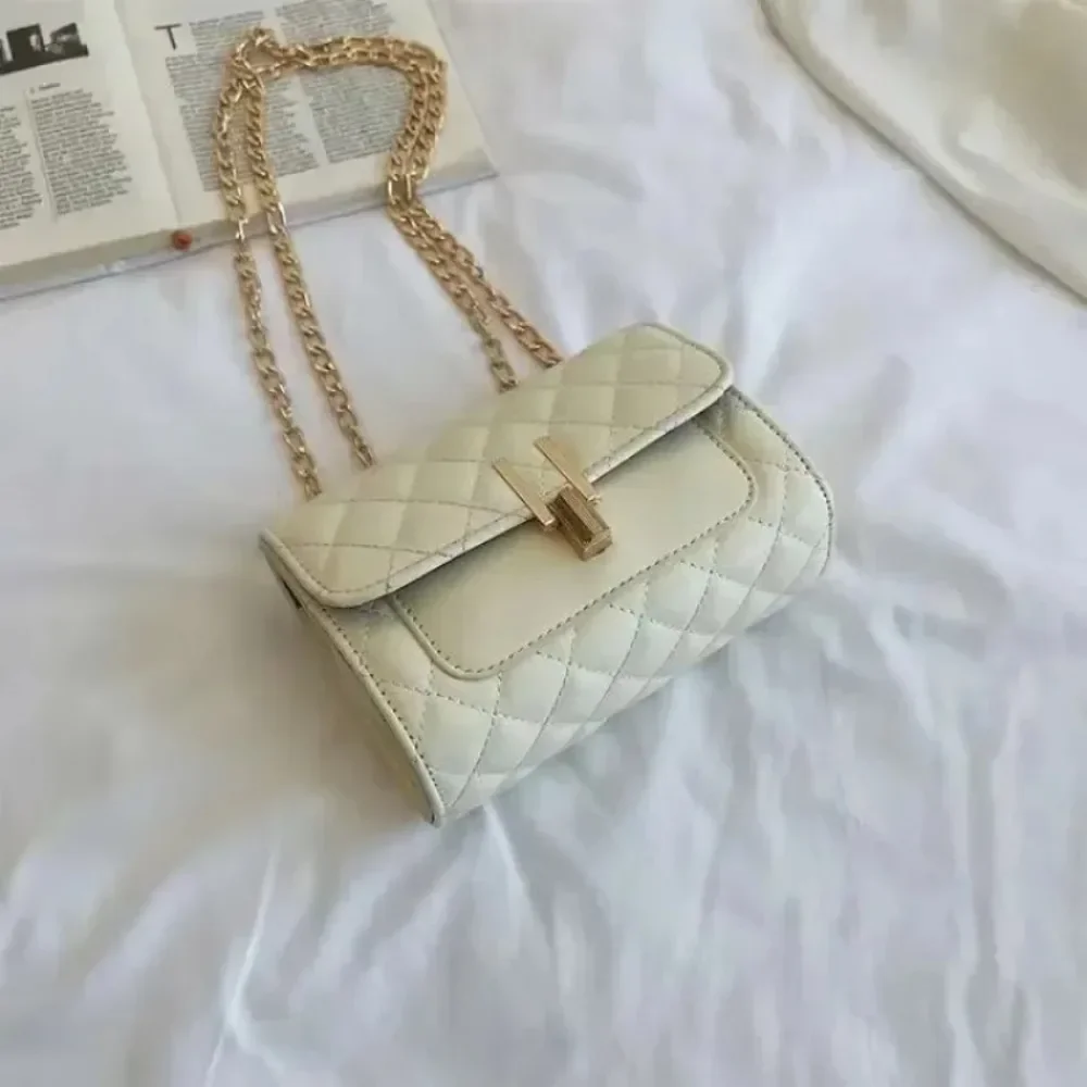 1 Pcs Women's Bag Minimalist Trendy Hot Summer Single Item Chain Shoulder Collar Embroidered Thread Diagonal Multi Functional
1 Pcs Women's Bag Minimalist Trendy Hot Summer Single Item Chain Shoulder Collar Embroidered Thread Diagonal Multi Functional