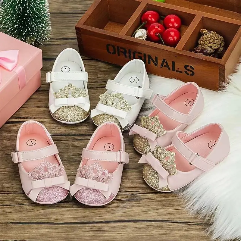 Summer Crown Leather Princess Shoes for Baby Girls, Comfortable and Breathable Walking Shoes
Summer Crown Leather Princess Shoes for Baby Girls, Comfortable and Breathable Walking Shoes