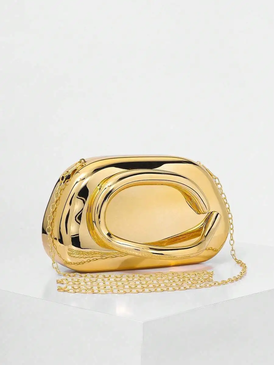 Luxurious Gold Metallic Chain Crossbody Clutch For Evening Parties, Weddings, And Daily Stylish Outfits
Luxurious Gold Metallic Chain Crossbody Clutch For Evening Parties, Weddings, And Daily Stylish Outfits