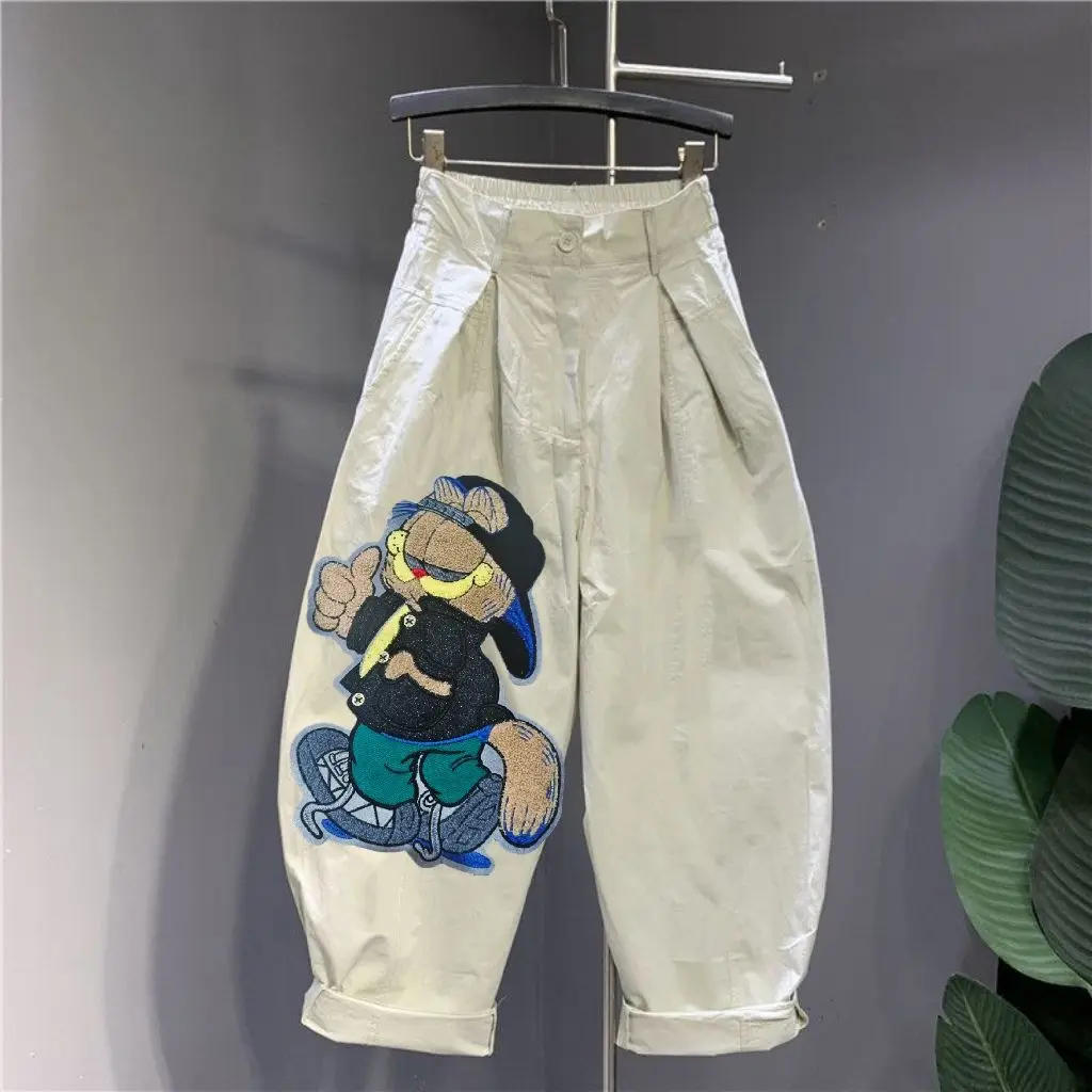 Свободные джинсы-харланы с высокой талией, белые повседневные брюки, укороченные, для работы и отдыха, весна-лето, новинка
Свободные джинсы-харланы с высокой талией, белые повседневные брюки, укороченные, для работы и отдыха, весна-лето, новинка