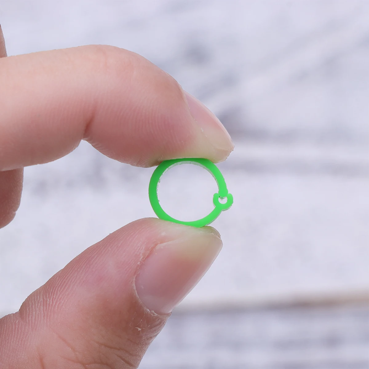 100 Pcs Numbers Parrot Foot Rings Bright Colors Eco Friendly Plastic Easy to Use for Pigeons Cockatiels Parakeets Identification
100 Pcs Numbers Parrot Foot Rings Bright Colors Eco Friendly Plastic Easy to Use for Pigeons Cockatiels Parakeets Identification