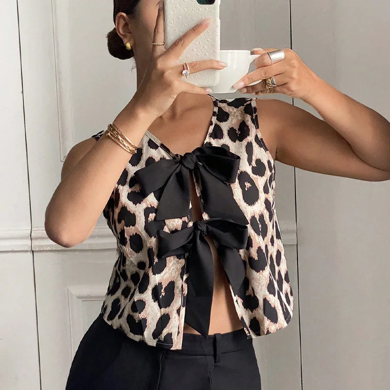 2026 Leopard Print Camisole Sexy Hot Girl Small Jacket Tie Cardigan For Women
2026 Leopard Print Camisole Sexy Hot Girl Small Jacket Tie Cardigan For Women