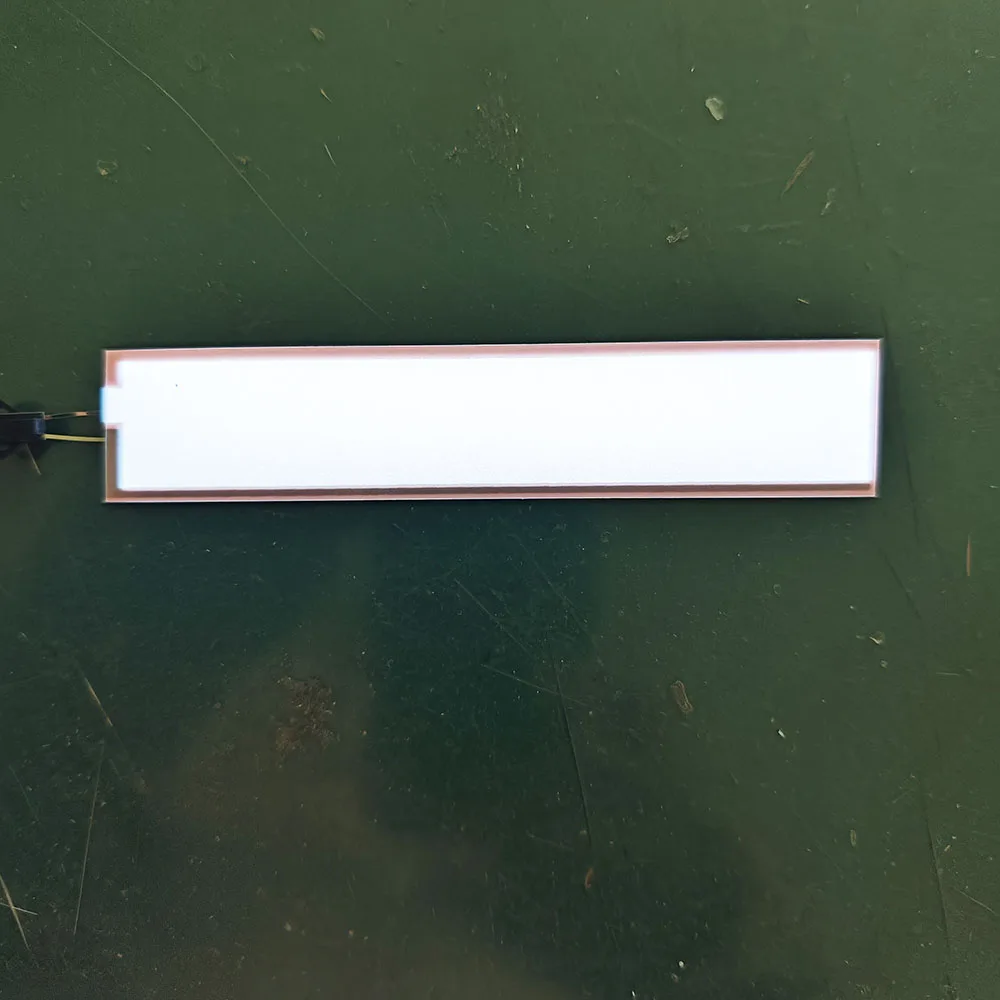14cmx2.8cm EL Panel, White Color Electroluminescent Panel, Energy Saving, Environmental Protection
14cmx2.8cm EL Panel, White Color Electroluminescent Panel, Energy Saving, Environmental Protection