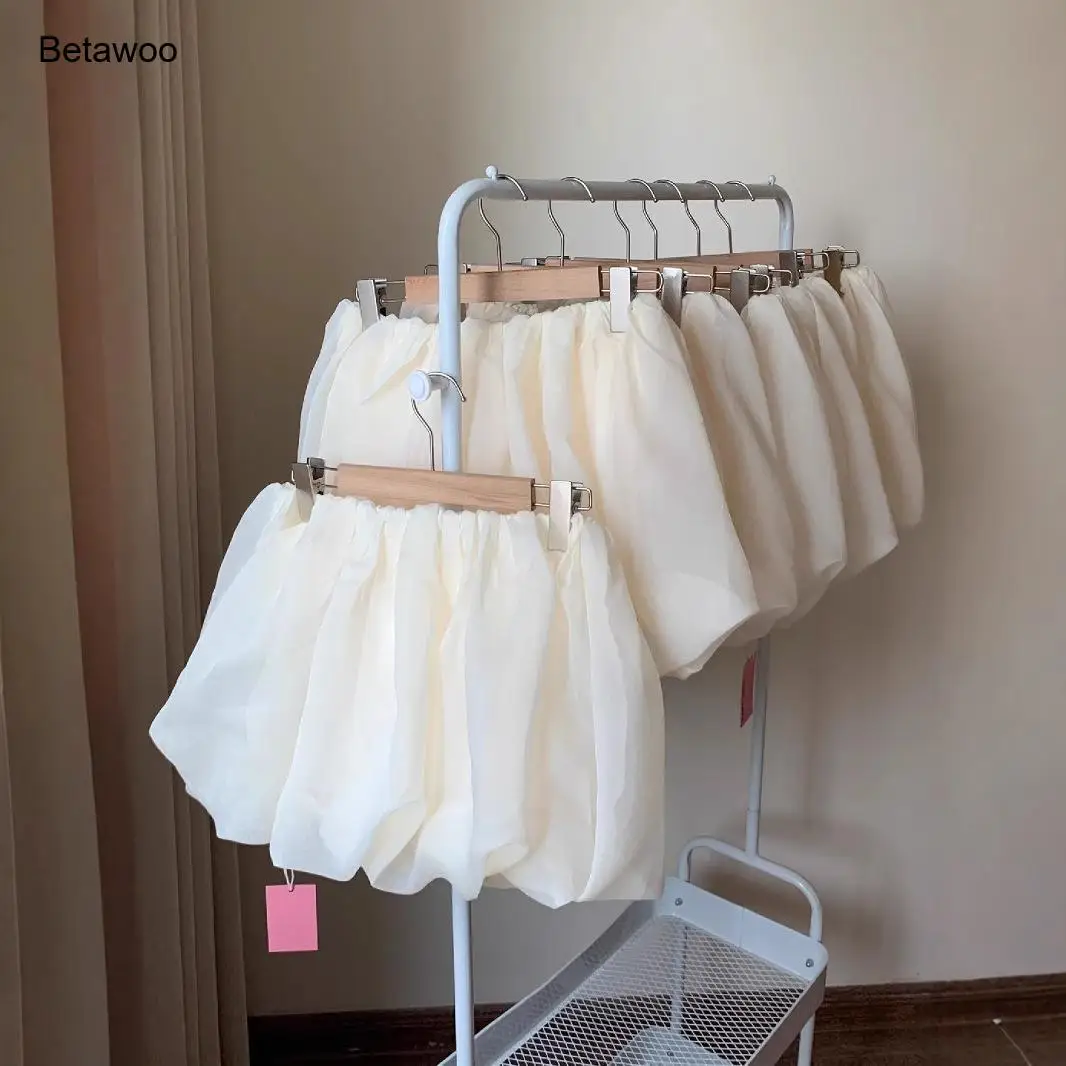Women's White Cloud Pleated Bubble Skirt High Waist A-Line Puffy Short Skirt Cute Sweet Mini Skirt for Spring Summer Casual Wear
Women's White Cloud Pleated Bubble Skirt High Waist A-Line Puffy Short Skirt Cute Sweet Mini Skirt for Spring Summer Casual Wear