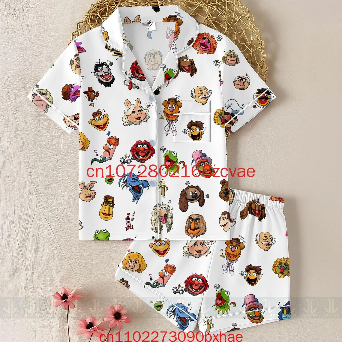 Лето 2026, новый пижамный комплект с 3D принтом, повседневный домашний модный мужской и женский пижамный комплект, рубашка с короткими рукавами Disney
Лето 2026, новый пижамный комплект с 3D принтом, повседневный домашний модный мужской и женский пижамный комплект, рубашка с короткими рукавами Disney