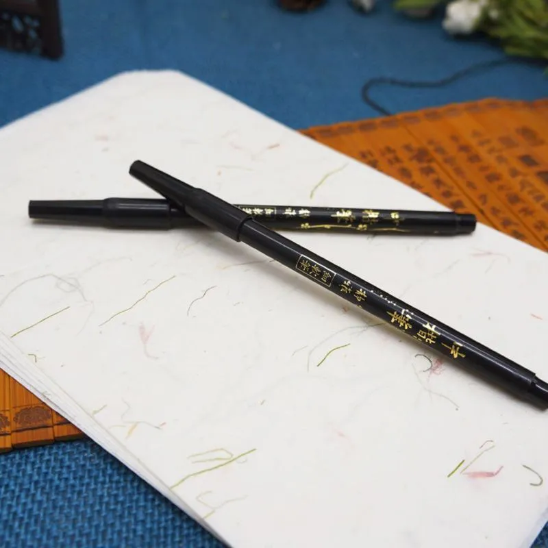 Professional Dual Tip Brush Calligraphy Marker Water-Based Ink for Chinese Calligraphy Lettering Pens Brush
Professional Dual Tip Brush Calligraphy Marker Water-Based Ink for Chinese Calligraphy Lettering Pens Brush