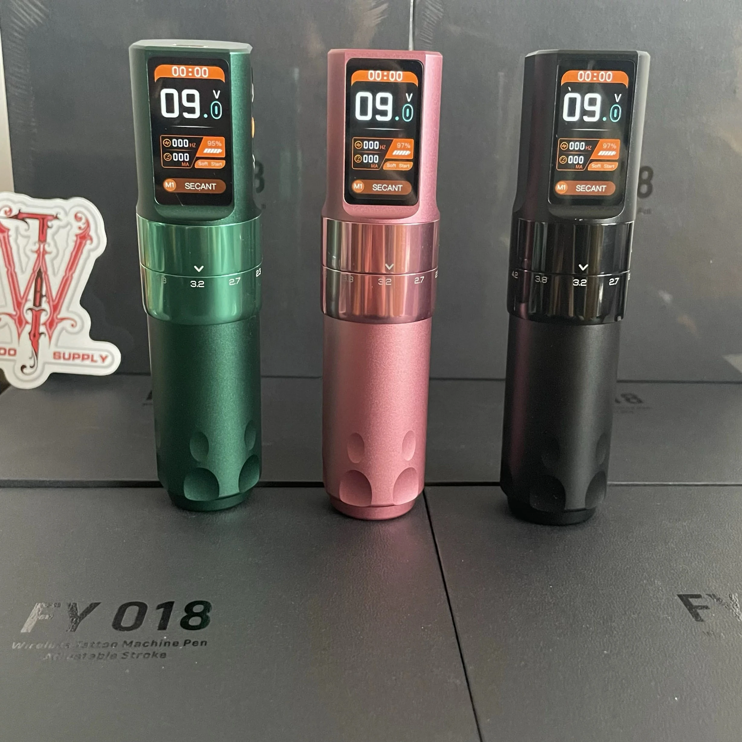 Wujie FY018 tattoo wireless pen 6-speed adjustable stroke tattoo machine professional cutting line fog motor tattoo machine
Wujie FY018 tattoo wireless pen 6-speed adjustable stroke tattoo machine professional cutting line fog motor tattoo machine