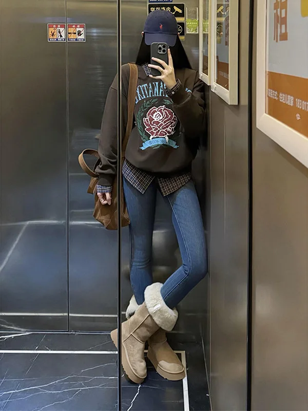 Cafe Colors Large Print Long Sleeve Fleece Lined round Neck Casual Sweatshirt Women's Autumn Winter Loose Fit Versatile Hatle...
Cafe Colors Large Print Long Sleeve Fleece Lined round Neck Casual Sweatshirt Women's Autumn Winter Loose Fit Versatile Hatle...