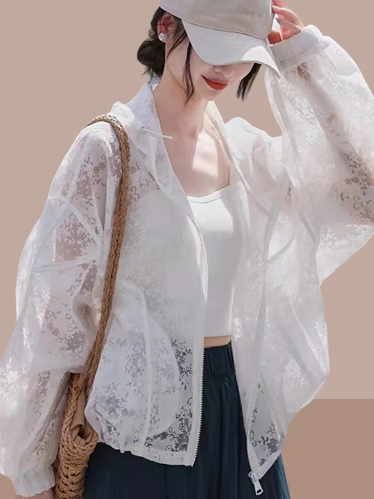 Korean Style Hollow out Embroidery Hooded Women's Summer New Design Sensation Small Size Thin Lace Coat Fashion Sunscreen Clo...
Korean Style Hollow out Embroidery Hooded Women's Summer New Design Sensation Small Size Thin Lace Coat Fashion Sunscreen Clo...