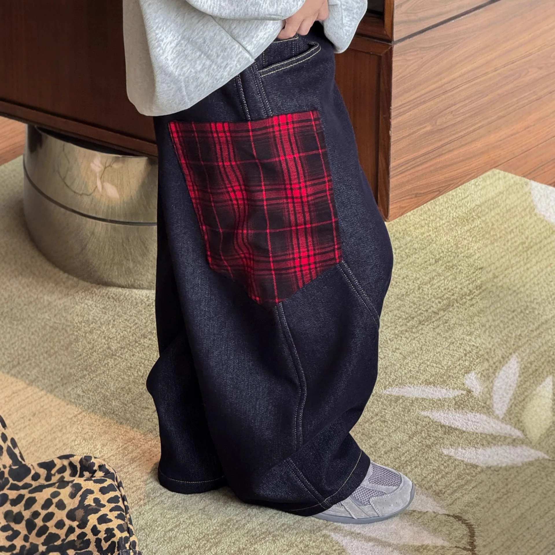 Children Clothes Kids Handsome Denim Pants New Autumn and Winter Korean Style Thickened Velvet Boys Fashionable Kids Jeans
Children Clothes Kids Handsome Denim Pants New Autumn and Winter Korean Style Thickened Velvet Boys Fashionable Kids Jeans