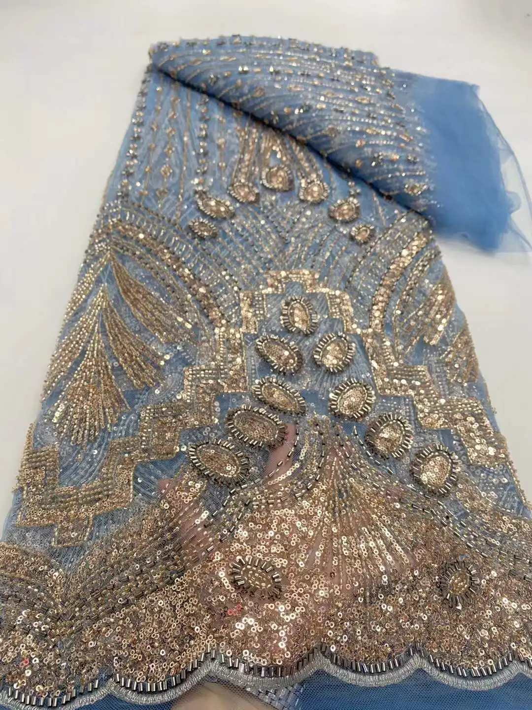 2025 New African French Nigerian High End Lace Fabric With Beads Sequins Mesh for Embroidery Wedding Party Bride Sewing Dress
2025 New African French Nigerian High End Lace Fabric With Beads Sequins Mesh for Embroidery Wedding Party Bride Sewing Dress