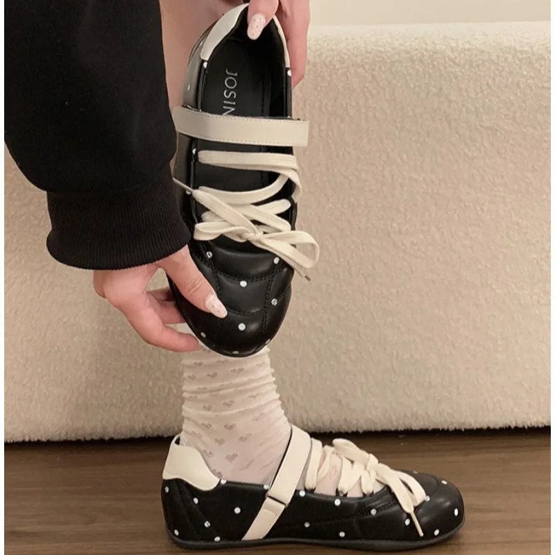 2026 Spring Women's Polka Dot Mary Janes Shoes Cross Strap Round Toe Dress Shoes for Work Daily Wear Walking Comfy Casual Shoes
2026 Spring Women's Polka Dot Mary Janes Shoes Cross Strap Round Toe Dress Shoes for Work Daily Wear Walking Comfy Casual Shoes