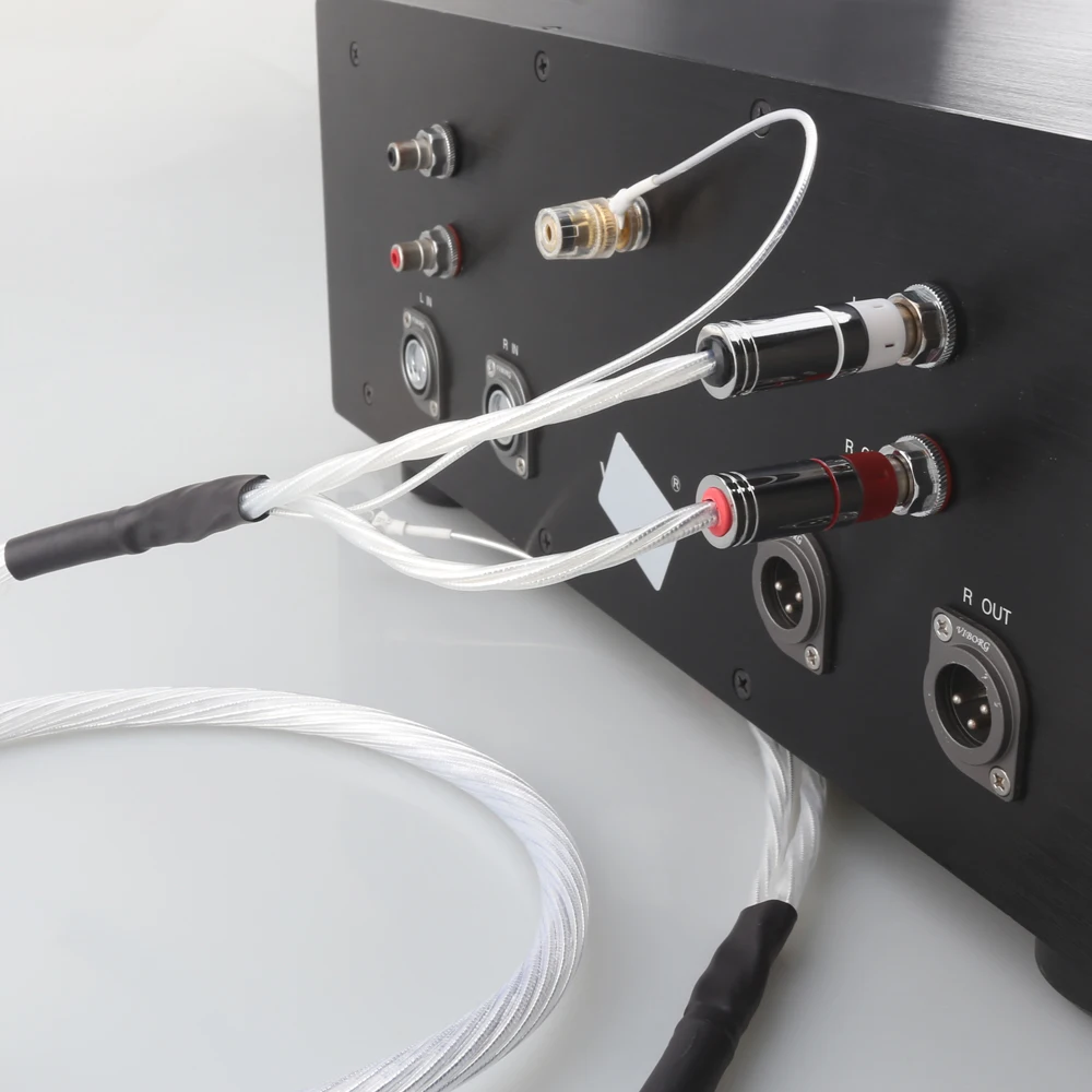 High Quality HI-END hifi fever audio RCA signal cable double lotus sterling silver audio cable CD amplifier tube cable
High Quality HI-END hifi fever audio RCA signal cable double lotus sterling silver audio cable CD amplifier tube cable