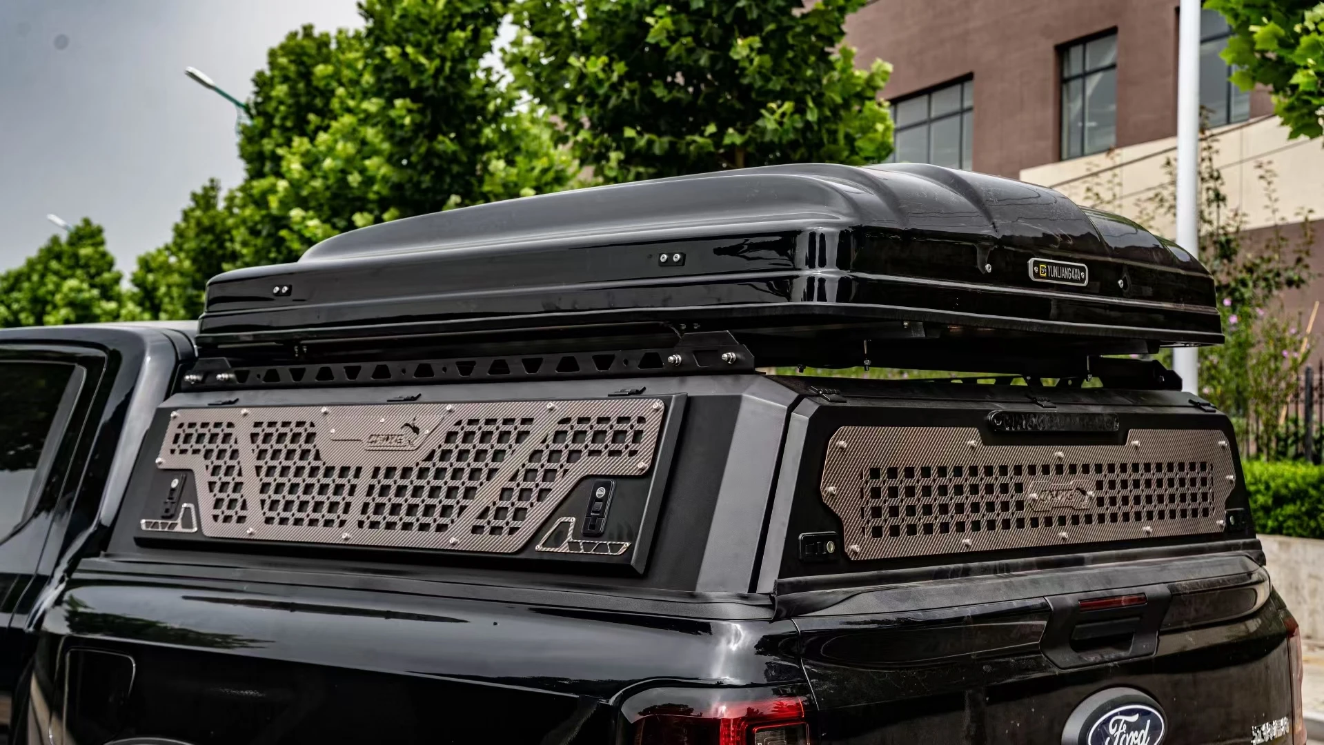 KQX 4x4 Truck Bed Caps Accessories Camper Shell Canopy for Pickup Half Height Folding Waterproof High Cover
KQX 4x4 Truck Bed Caps Accessories Camper Shell Canopy for Pickup Half Height Folding Waterproof High Cover