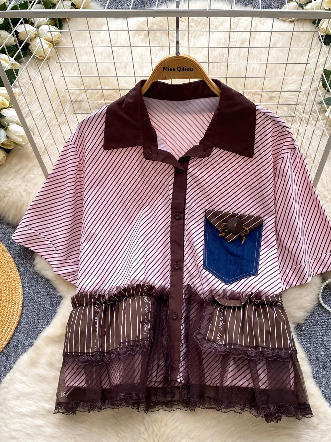 Commuter Style Striped Color Block Mesh Splicing Loose Short Sleeve Women's Shirt Breathable Comfortable Korean Version
Commuter Style Striped Color Block Mesh Splicing Loose Short Sleeve Women's Shirt Breathable Comfortable Korean Version