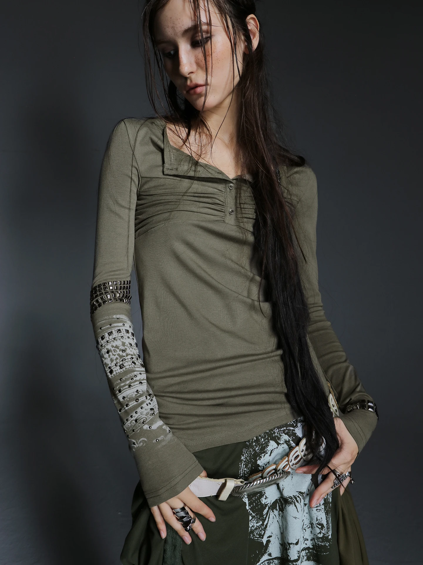 DoublePunch Autumn Winter Original Design Metal Rhinestone Long Sve Base Tee Arm Ring Pattern Women's Vintage Sle T-irt
DoublePunch Autumn Winter Original Design Metal Rhinestone Long Sve Base Tee Arm Ring Pattern Women's Vintage Sle T-irt