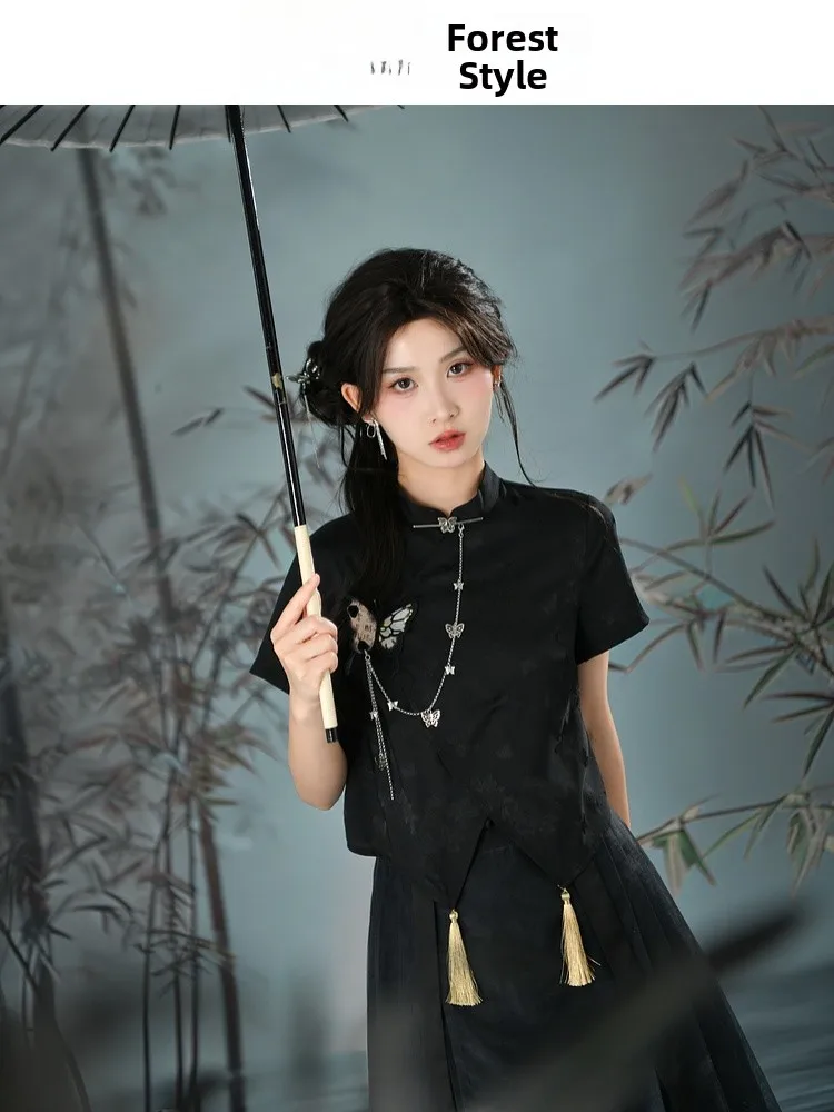 New Chinese Style Metal Buckle Short Sleeve T-Shirt Summer Fashionable Women's Clothing Floral Print Slim Fit Polyester Fiber
New Chinese Style Metal Buckle Short Sleeve T-Shirt Summer Fashionable Women's Clothing Floral Print Slim Fit Polyester Fiber