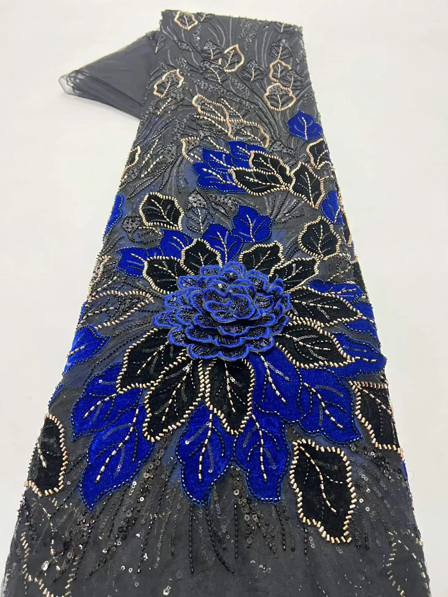 Luxury African Velvet Beaded Sequin Lace Fabric Royal Blue Groom Embroidery for French Ladies Evening Dresses Sewing
Luxury African Velvet Beaded Sequin Lace Fabric Royal Blue Groom Embroidery for French Ladies Evening Dresses Sewing