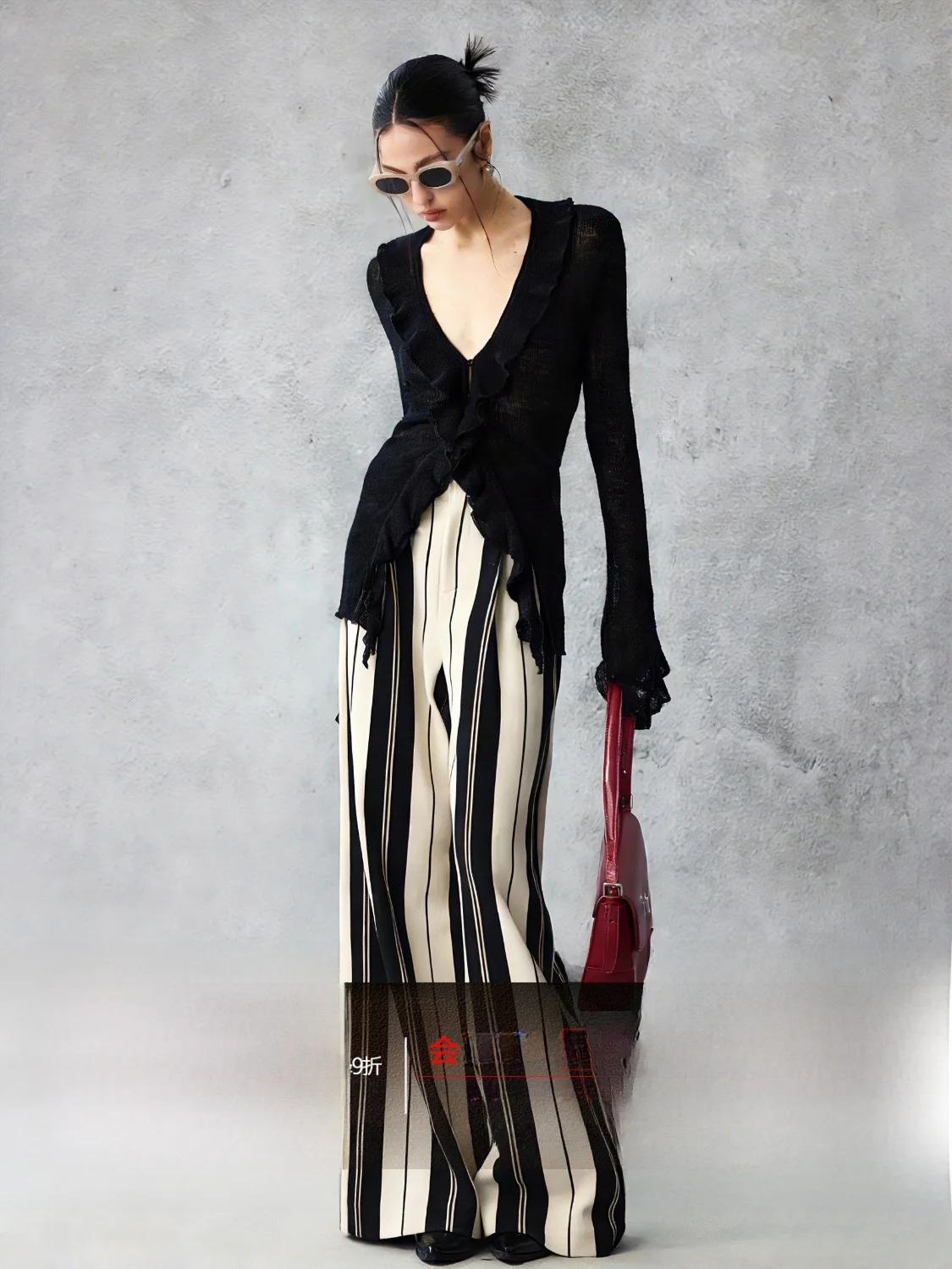 Женские повседневные брюки MOSU из эластичного трикотажа, с высокой талией, широкими штанинами, свободного кроя, в пол, в полоску
Женские повседневные брюки MOSU из эластичного трикотажа, с высокой талией, широкими штанинами, свободного кроя, в пол, в полоску