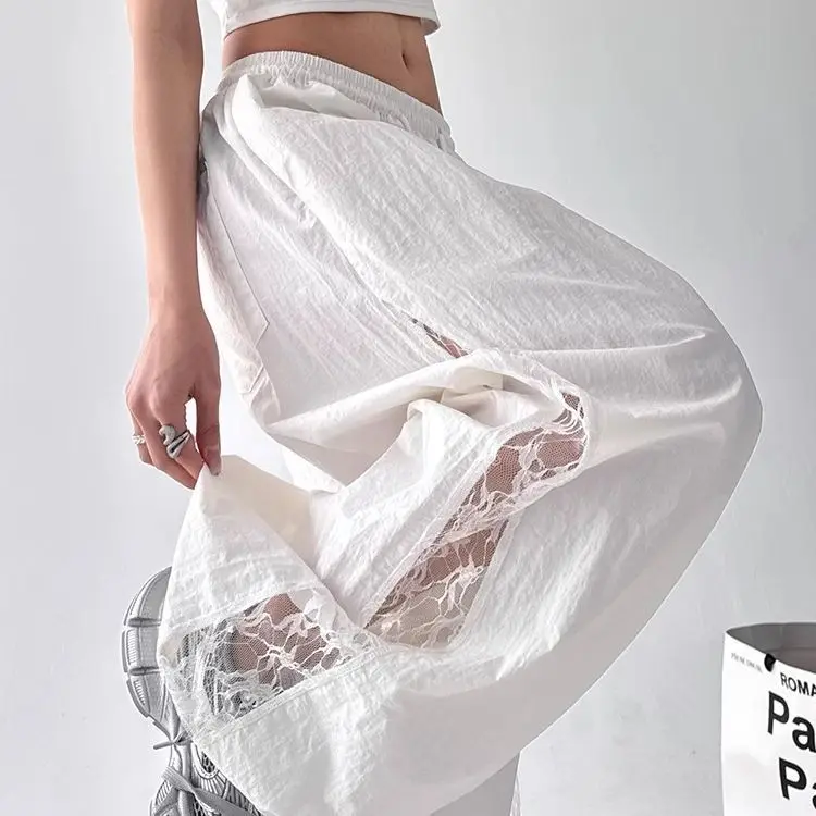 Women's Summer Thin Popular Wide-leg Pants High-waisted Loose Quick-drying Overalls Lace Splicing Hollowed-out Casual Sweatpants
Women's Summer Thin Popular Wide-leg Pants High-waisted Loose Quick-drying Overalls Lace Splicing Hollowed-out Casual Sweatpants