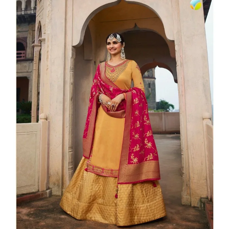 Indian Pakistani Salwar Kameez New Dress Beautiful Traditional Wear Lengha Suits
Indian Pakistani Salwar Kameez New Dress Beautiful Traditional Wear Lengha Suits