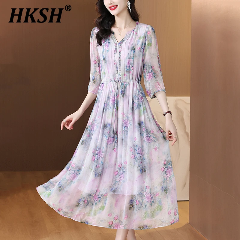 HKSH Summer New Women's High-End Fashion Sweet Elegant Temperament Ins Trendy Printed Pleated V-neck Waist Cinching Dress HK6202
HKSH Summer New Women's High-End Fashion Sweet Elegant Temperament Ins Trendy Printed Pleated V-neck Waist Cinching Dress HK6202