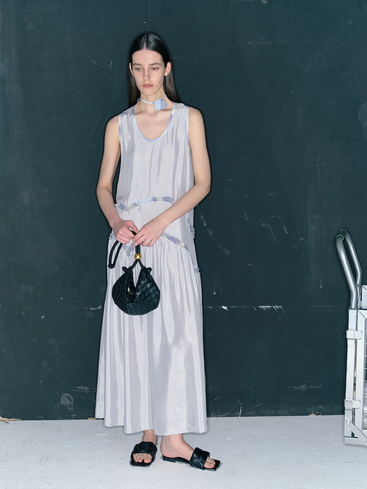 Long Copper Ammonia Silk Dress Asymmetrical Hem Color Block Frayed Women's Summer Fashion U-Neckline Sleeveless Gown
Long Copper Ammonia Silk Dress Asymmetrical Hem Color Block Frayed Women's Summer Fashion U-Neckline Sleeveless Gown
