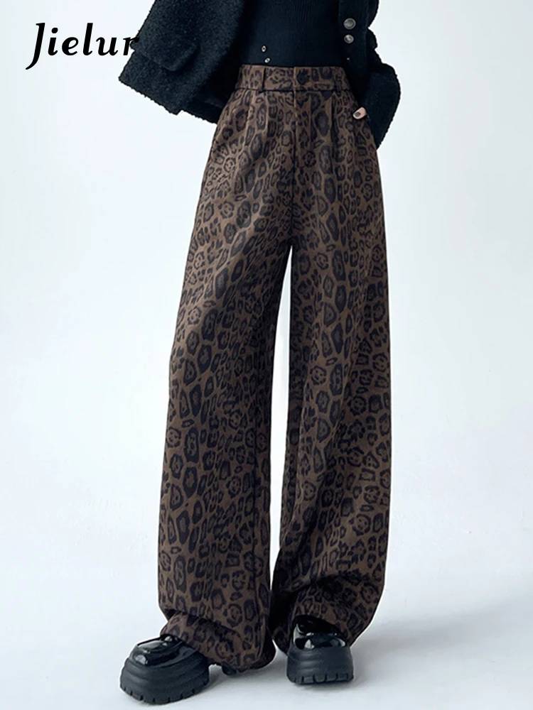 American Chic Leopard Print Loose Simple Female Wide Leg Pants New Contrast Color Fashion High Waist Casual Straight Women Pants
American Chic Leopard Print Loose Simple Female Wide Leg Pants New Contrast Color Fashion High Waist Casual Straight Women Pants