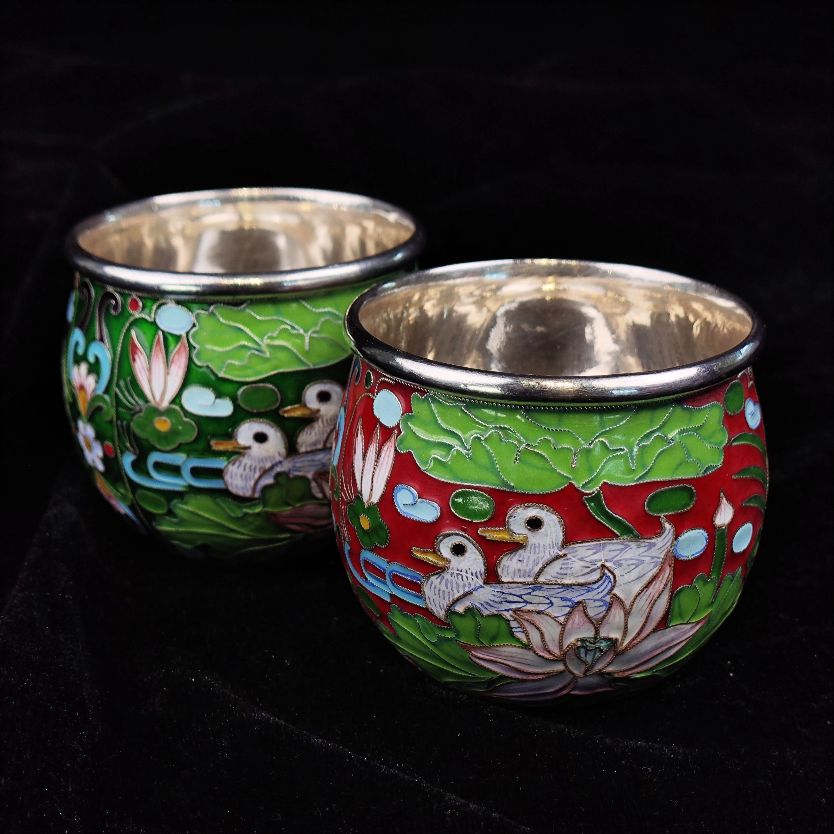 Hot Selling Customizable Shaped Filigree Enamel 925 Silver Double Walled Anti - Scald Tea Cup For Daily Use Gift
Hot Selling Customizable Shaped Filigree Enamel 925 Silver Double Walled Anti - Scald Tea Cup For Daily Use Gift