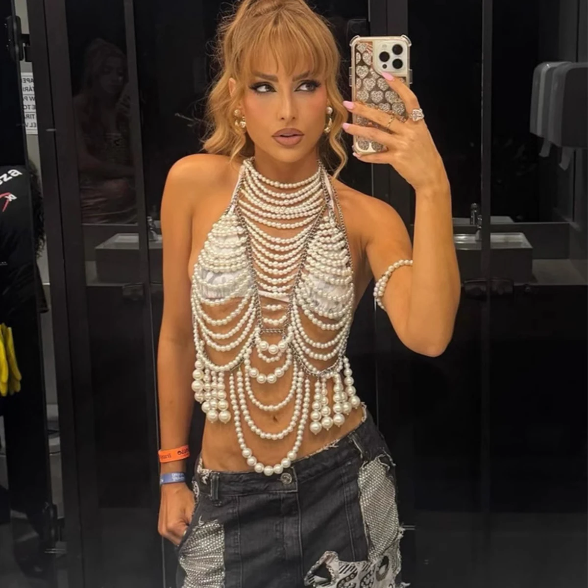 Элегантный многослойный белый бисерный цепочка с жемчугом, топ на бретелях, свадебные украшения, свадебный жилет, женский праздничный топ с жемчугом ручной работы
Элегантный многослойный белый бисерный цепочка с жемчугом, топ на бретелях, свадебные украшения, свадебный жилет, женский праздничный топ с жемчугом ручной работы