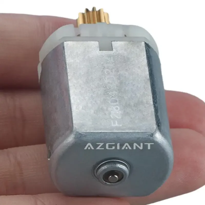 AZGIANT Rear Power Tailgate Actuator For Land Rover LR3 2004-2009 12V Electric Lock Motor Replacement Assembly Direct Fit
AZGIANT Rear Power Tailgate Actuator For Land Rover LR3 2004-2009 12V Electric Lock Motor Replacement Assembly Direct Fit