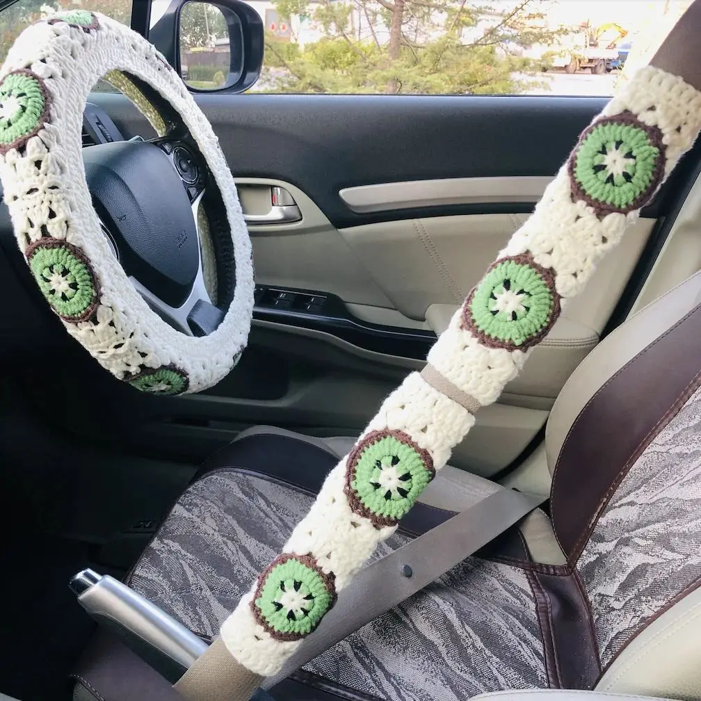 1pc Steering Wheel Cover 2pcs Seatbelt Cover Handmade Crochet for Car Interior Decoration
1pc Steering Wheel Cover 2pcs Seatbelt Cover Handmade Crochet for Car Interior Decoration