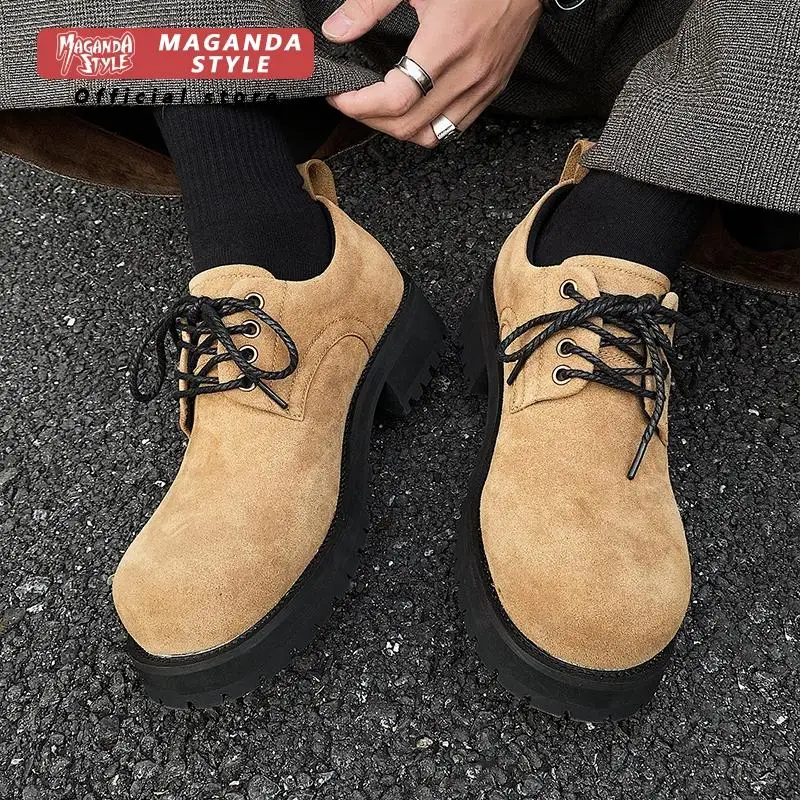Retro style thick soled derby shoes men frosted leather lace up high rise leather shoes genuine leather anti slip workwear shoes
Retro style thick soled derby shoes men frosted leather lace up high rise leather shoes genuine leather anti slip workwear shoes