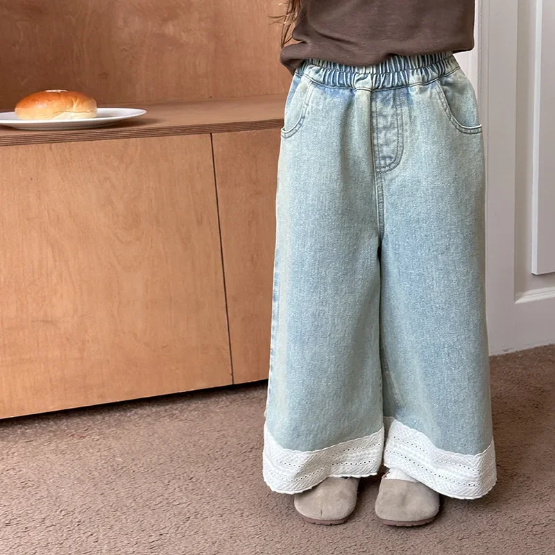 Childrens Pants Autumn Girls Korean Fashion Versatile Lace Simple Patchwork Washed Twill Straight Leg Jeans Kids Clothes
Childrens Pants Autumn Girls Korean Fashion Versatile Lace Simple Patchwork Washed Twill Straight Leg Jeans Kids Clothes