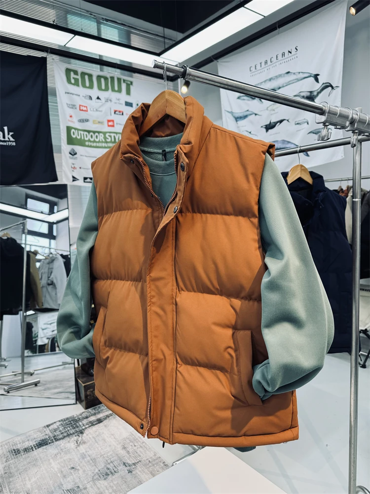 Outdoor Windproof Cotton Vest Men Thick Quilted Stand-Collar Jacket Hiking Trekking Warm Sleeveless Coat Oversized Casual Vest
Outdoor Windproof Cotton Vest Men Thick Quilted Stand-Collar Jacket Hiking Trekking Warm Sleeveless Coat Oversized Casual Vest