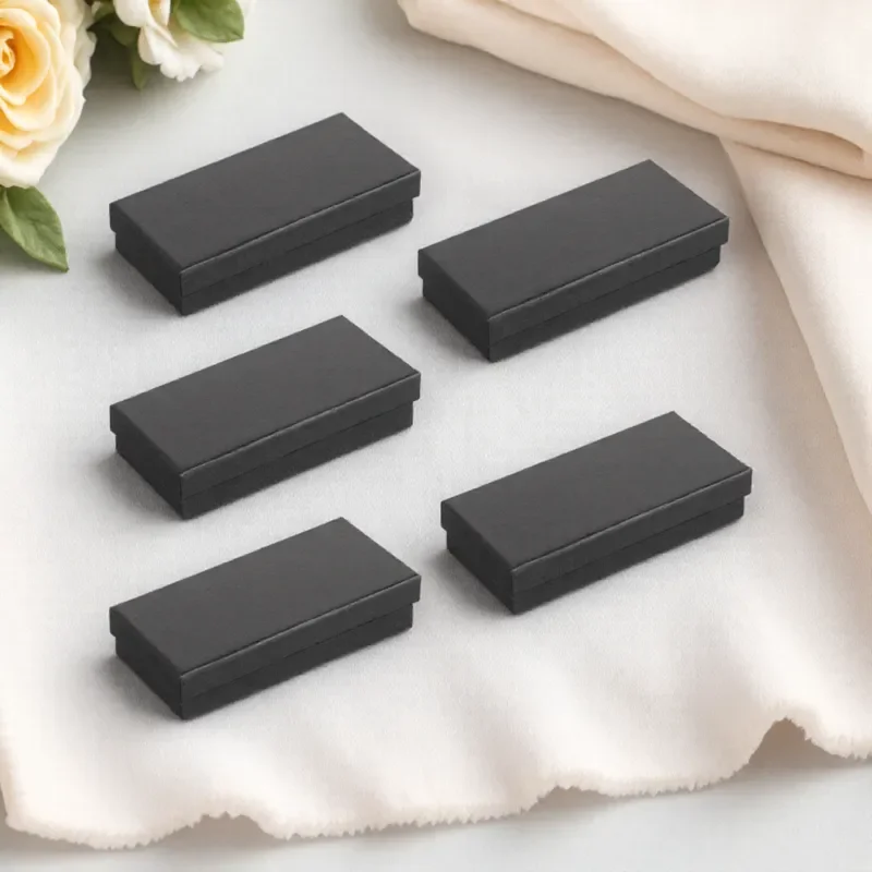 5pcs Watch Boxes Paper Display Storage Containers for Watches Portable Jewelry Case Rectangle Watchbox with Sponge
5pcs Watch Boxes Paper Display Storage Containers for Watches Portable Jewelry Case Rectangle Watchbox with Sponge