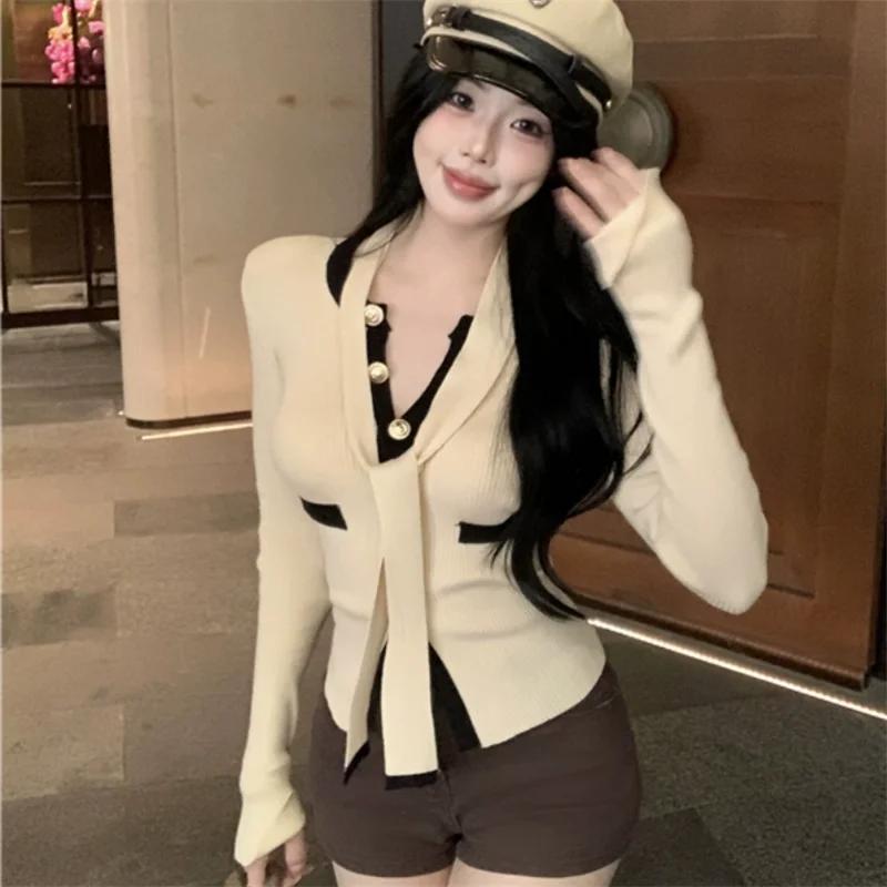 Knitted Ribbon V Neck Slim Short Cardigan for Women Fashion New Fall Winter Apricot Sweater Color Ontrast Bottoming Top Jumper
Knitted Ribbon V Neck Slim Short Cardigan for Women Fashion New Fall Winter Apricot Sweater Color Ontrast Bottoming Top Jumper