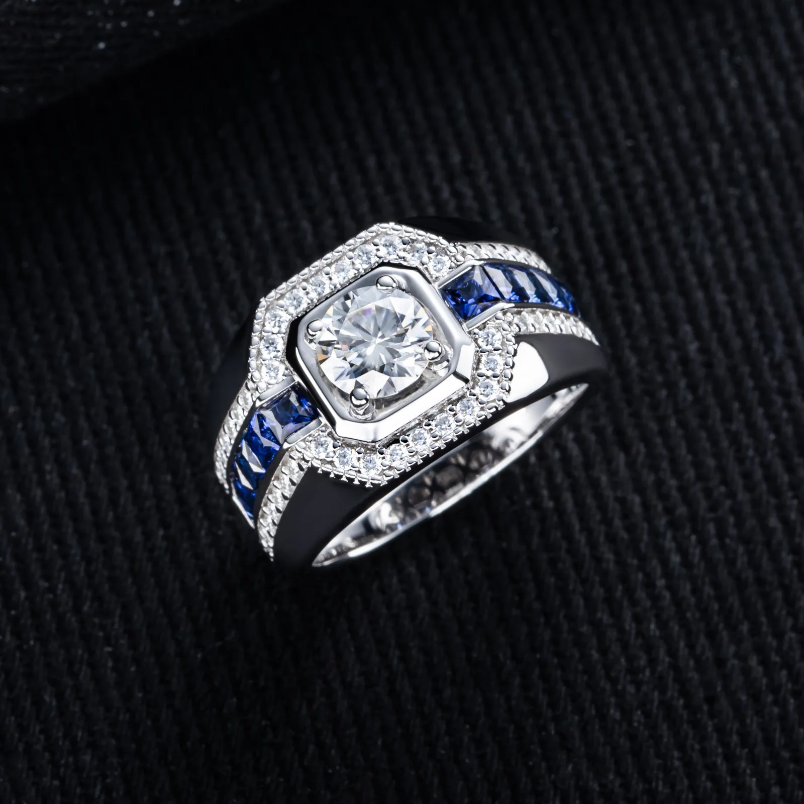 Carnica 6.5mm 1CT Stone Real Moissanite Ring for Men 100% S925 Sterling Silver Sparkling Wedding Band Jewelry GRA D Color Gift
Carnica 6.5mm 1CT Stone Real Moissanite Ring for Men 100% S925 Sterling Silver Sparkling Wedding Band Jewelry GRA D Color Gift