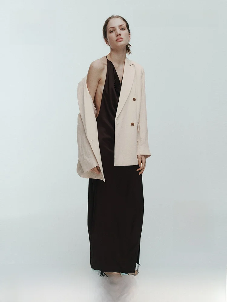 H&M Summer New Women's Casual Double-Breasted Suit 1334688 Polyester Viscose Blend Material Fashionable Ladies' Blouse
H&M Summer New Women's Casual Double-Breasted Suit 1334688 Polyester Viscose Blend Material Fashionable Ladies' Blouse