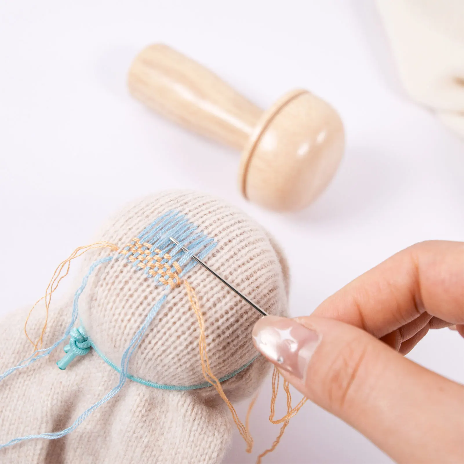 Набор для штопки, Комплект инструментов для штопки, Овальный инструмент для штопки из бука, Инструмент для штопки в форме гриба, Деревянная расческа, Иглы из нержавеющей стали, Иглопродеватель
Набор для штопки, Комплект инструментов для штопки, Овальный инструмент для штопки из бука, Инструмент для штопки в форме гриба, Деревянная расческа, Иглы из нержавеющей стали, Иглопродеватель