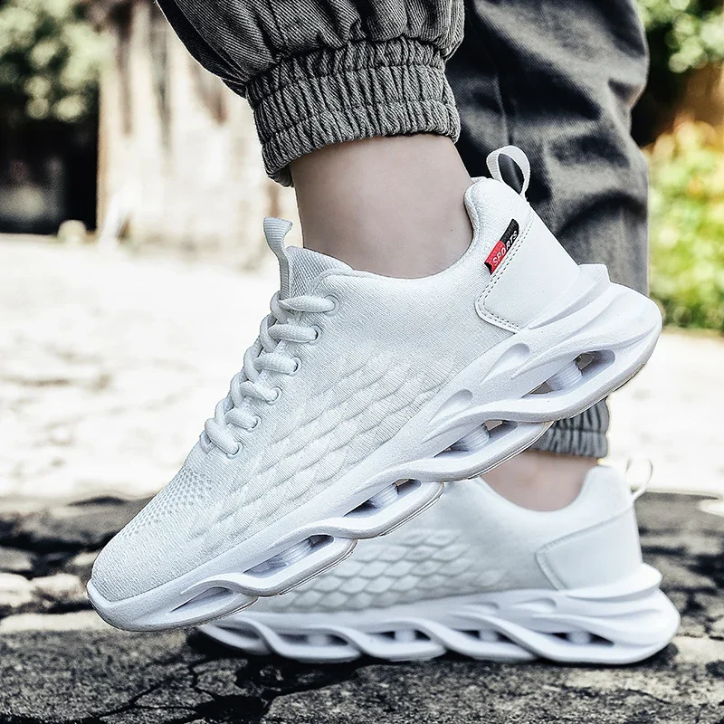 Летние мужские кроссовки высокого качества, повседневные спортивные теннисные туфли, однотонные дышащие уличные кроссовки на шнуровке для бега
Летние мужские кроссовки высокого качества, повседневные спортивные теннисные туфли, однотонные дышащие уличные кроссовки на шнуровке для бега