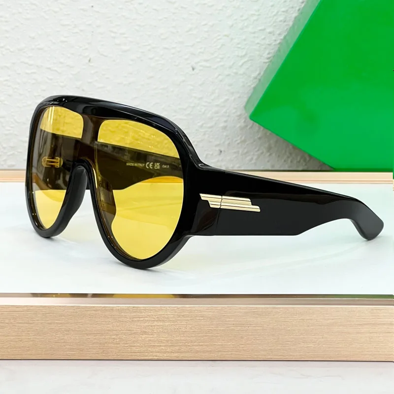 1345 Big Oval DesignerWomen's Sunglasses Men Thick Acetate Brand Design UV400 Eyeglasses with Case Luxury Hip Hop Pilot Fashion
1345 Big Oval DesignerWomen's Sunglasses Men Thick Acetate Brand Design UV400 Eyeglasses with Case Luxury Hip Hop Pilot Fashion