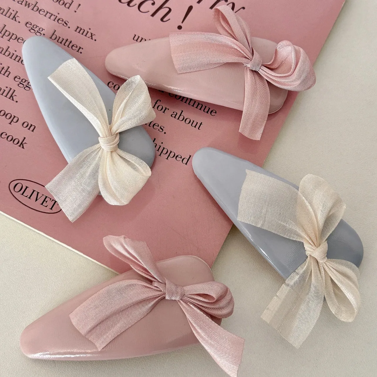 Sweet Mesh Bow Leather Hair Clip Water Droplet BB Clip Break Clip Bangs Side Clip Gentle Temperament Hair Accessory for Women
Sweet Mesh Bow Leather Hair Clip Water Droplet BB Clip Break Clip Bangs Side Clip Gentle Temperament Hair Accessory for Women
