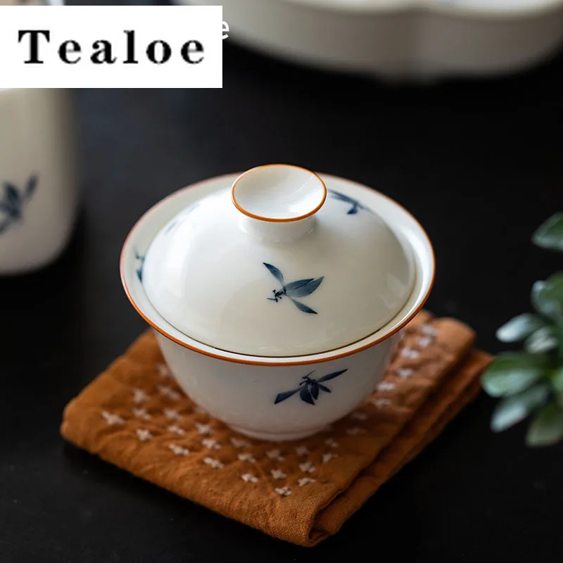 85ml Pure Hand-painted Butterfly Orchid Art Ceramic Gaiwan Household Kung Fu Tea Maker Tea Tureen Single Hand Grasping Bowl Gift
85ml Pure Hand-painted Butterfly Orchid Art Ceramic Gaiwan Household Kung Fu Tea Maker Tea Tureen Single Hand Grasping Bowl Gift