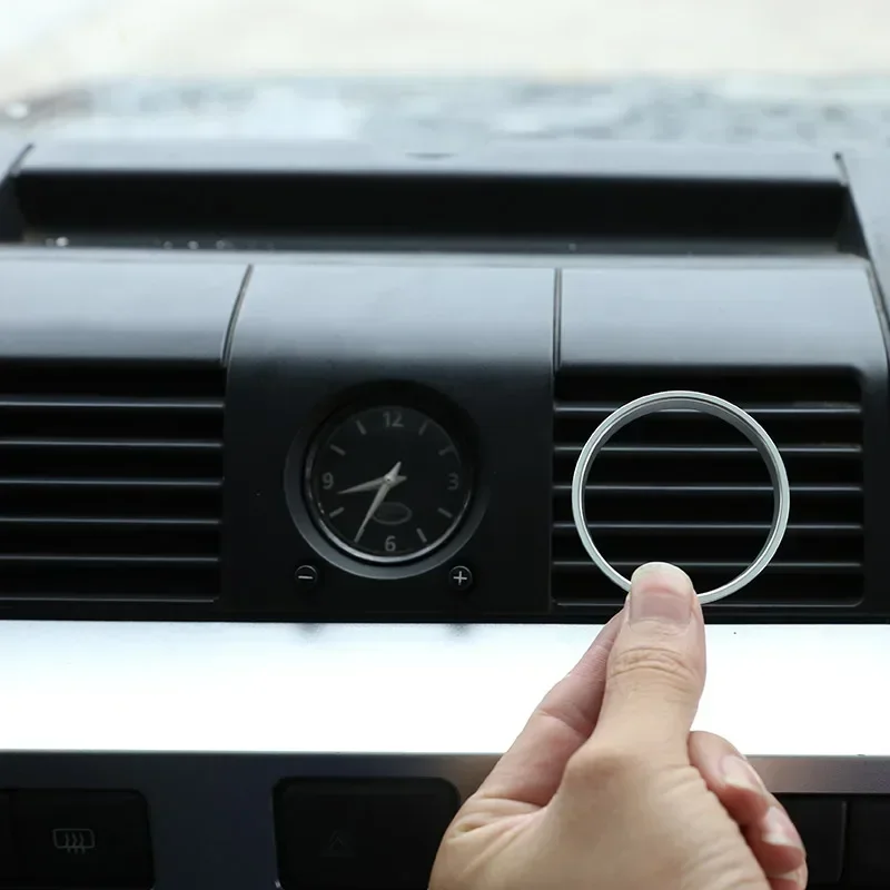 For Land Rover Defender 2008-2018 Aluminum Alloy Silver Car Dashboard Center Clock Decorative Ring Decorate Car Accessories
For Land Rover Defender 2008-2018 Aluminum Alloy Silver Car Dashboard Center Clock Decorative Ring Decorate Car Accessories