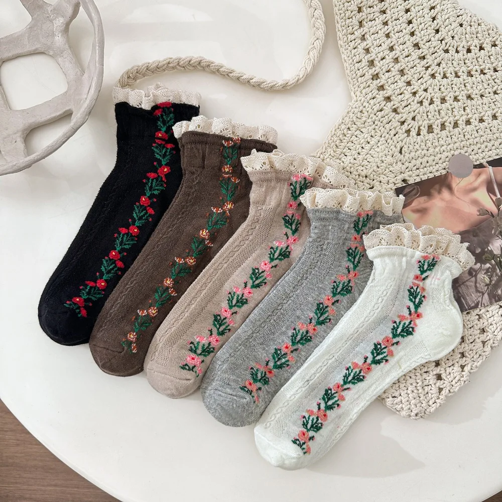 Japanese Kawaii Frilly Socks Women Summer Thin Breathable Low Tube Socks Lolita Cute Floral Embroidery Lace Low Cut Ankle Socks
Japanese Kawaii Frilly Socks Women Summer Thin Breathable Low Tube Socks Lolita Cute Floral Embroidery Lace Low Cut Ankle Socks