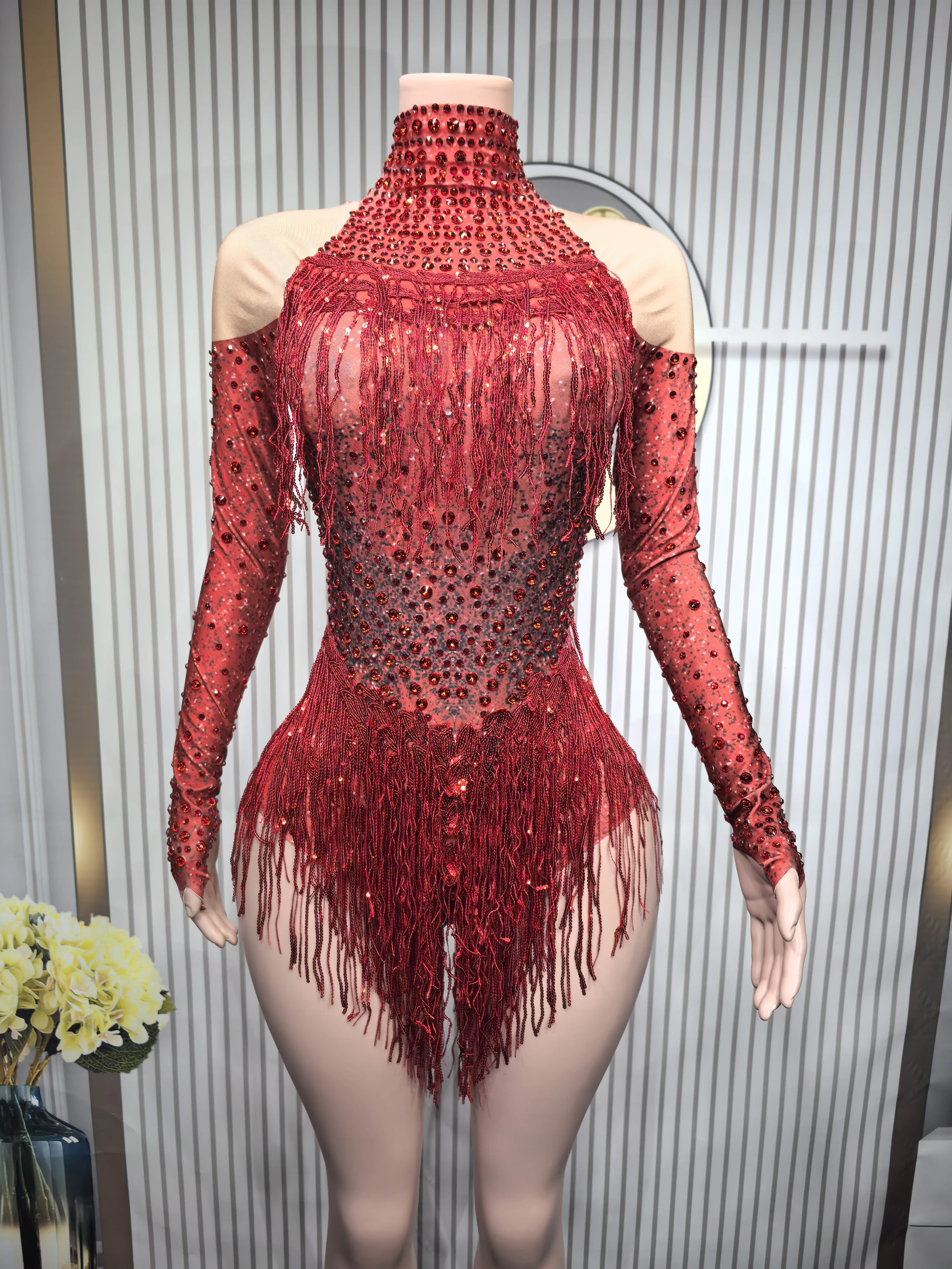 Women's Sexy stage Performance Bodysuit SparkhRhinestone TasselJazz Dance Show LeotardSpandex Long Sleeved Bodysuit Q022
Women's Sexy stage Performance Bodysuit SparkhRhinestone TasselJazz Dance Show LeotardSpandex Long Sleeved Bodysuit Q022