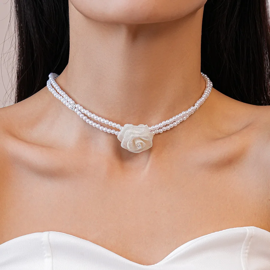 Zircon Freshwater Pearl Double Stacked Mesh Flower Collarbone Chain Elegant High-end Personality Niche Necklace
Zircon Freshwater Pearl Double Stacked Mesh Flower Collarbone Chain Elegant High-end Personality Niche Necklace