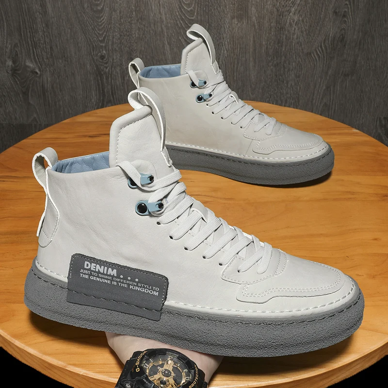 Fashionable New Men's High Top Shoes High-quality Sports Shoes Men's Genuine Leather Casual Shoes Anti Slip Outdoor Hiking Shoes
Fashionable New Men's High Top Shoes High-quality Sports Shoes Men's Genuine Leather Casual Shoes Anti Slip Outdoor Hiking Shoes